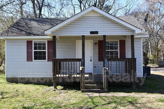 property at 504 Mooresville Pike