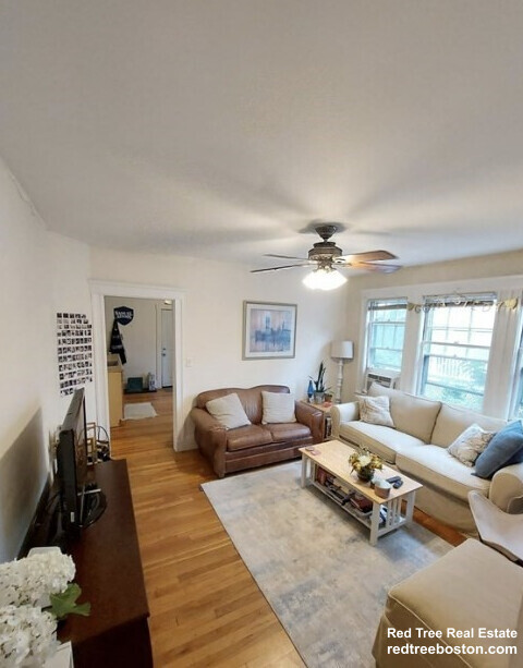 7 Stedman St, Unit 1 in Boston, MA - Foto de edificio