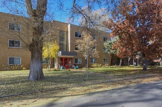 property at 525 Jackson St