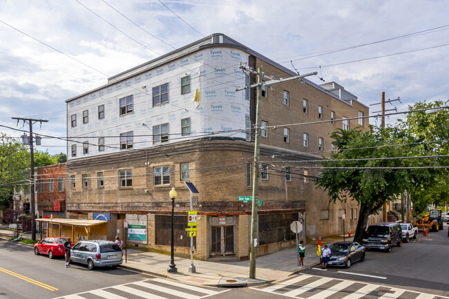 1916 15th St SE in Washington, DC - Building Photo - Building Photo