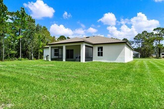 18187 Macassar Rd in Brooksville, FL - Building Photo - Building Photo