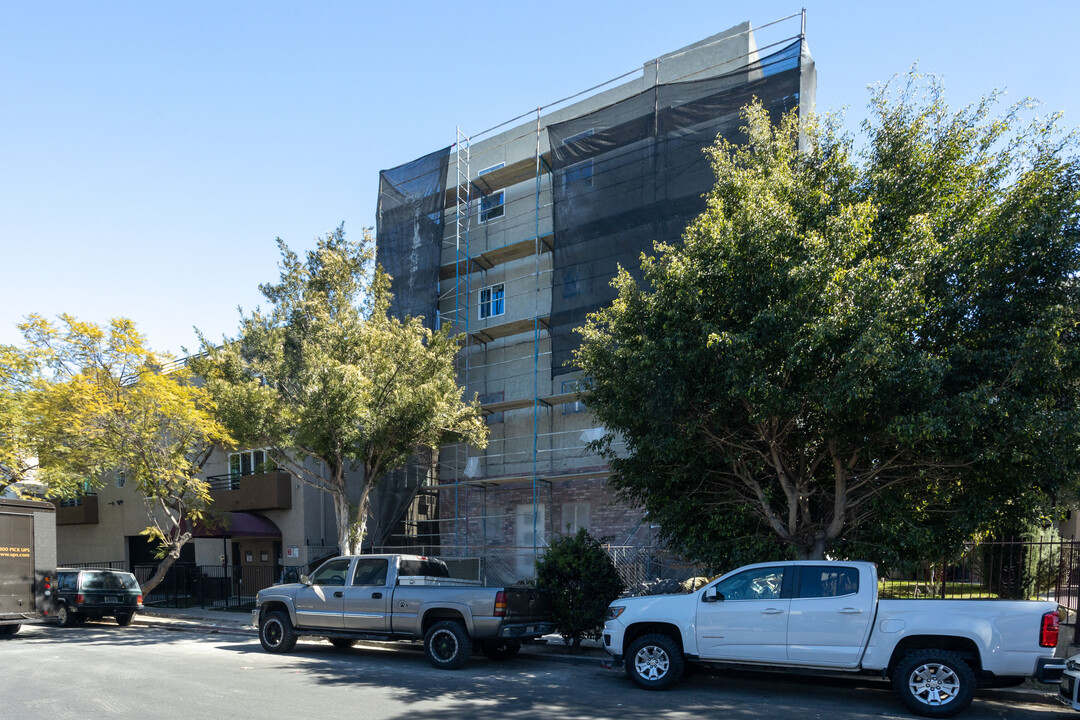 1218 Arapahoe St in Los Angeles, CA - Foto de edificio