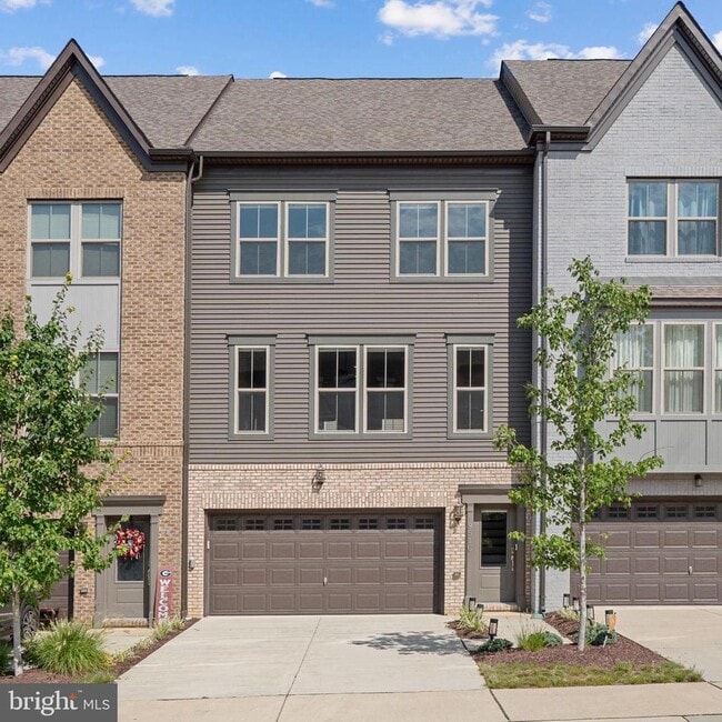 property at 9516 Capital Ln
