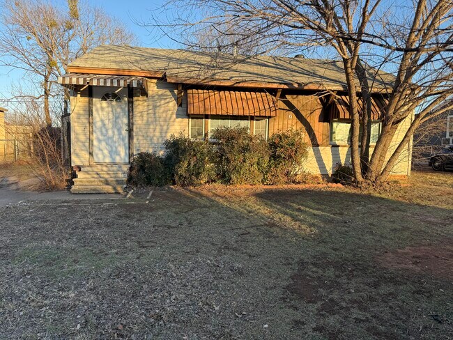 1913 Gilbert Ave in Wichita Falls, TX - Building Photo - Building Photo