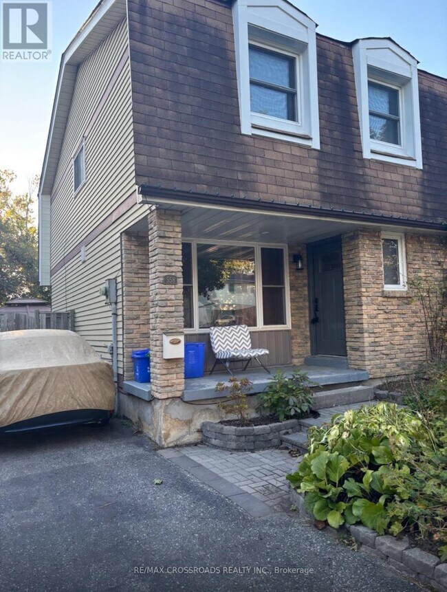 property at 558 Lancelot Crescent