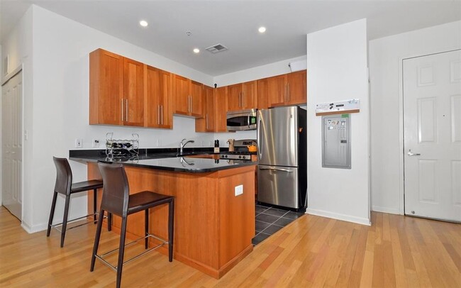 1100 Adams St in Hoboken, NJ - Building Photo - Building Photo