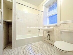 25 Park Dr in Boston, MA - Building Photo - Building Photo