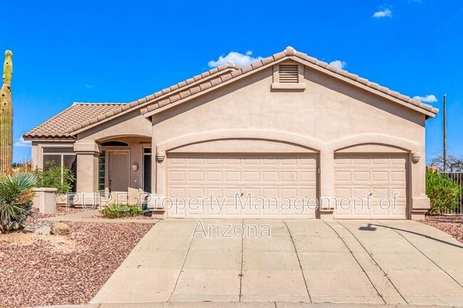 property at 7529 E Oasis Cir