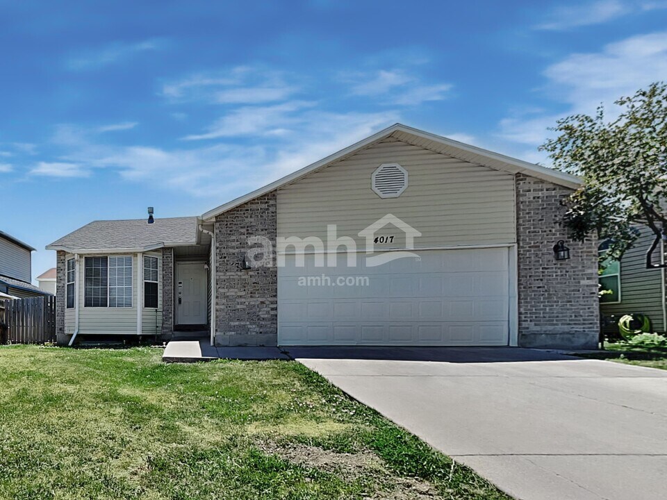 4017 W 6550 S in Taylorsville, UT - Building Photo