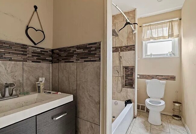 910 Mechanic St in Camden, NJ - Building Photo - Building Photo