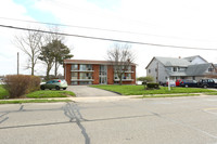 408 N Liberty St in Belleville, MI - Foto de edificio - Building Photo