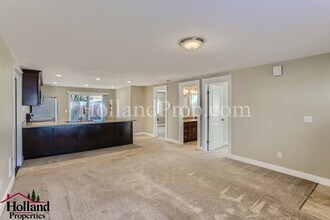 17870 SW Vincent St in Aloha, OR - Building Photo - Building Photo