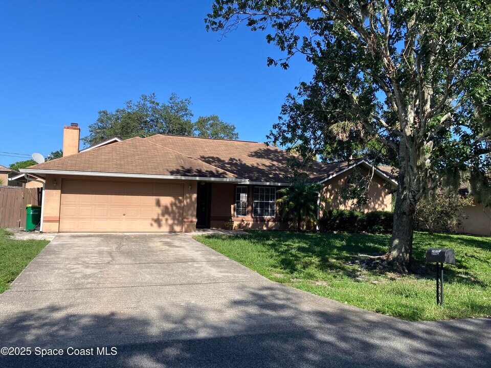 5145 Walton Ave in Titusville, FL - Building Photo