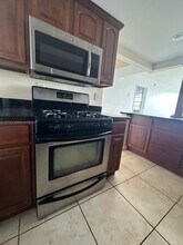 2175 NE 170th St in North Miami Beach, FL - Building Photo - Building Photo