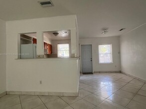 1563 NE 131st Ln in North Miami, FL - Building Photo - Building Photo