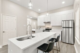 837 Cherokee St in New Orleans, LA - Building Photo - Building Photo