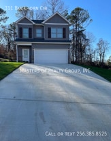 311 Buckhorn Cir in Weaver, AL - Building Photo