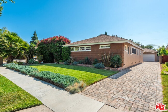 4643 Nagle Ave in Los Angeles, CA - Building Photo - Building Photo