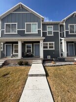 9391 N Vernham Ln in Eagle Mountain, UT - Building Photo