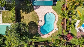 1728 NE 17th Ter in Fort Lauderdale, FL - Building Photo