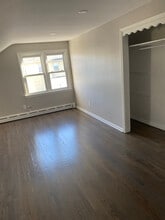 723 Bordentown Ave in South Amboy, NJ - Foto de edificio - Building Photo