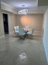 411 N New River Dr E in Fort Lauderdale, FL - Building Photo - Building Photo