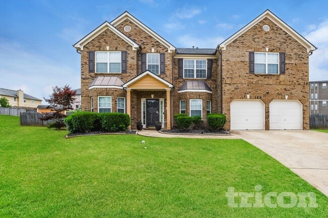 property at 7915 Alta Ct