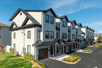 103-105 Munsell Ave in Linden, NJ - Foto de edificio - Building Photo
