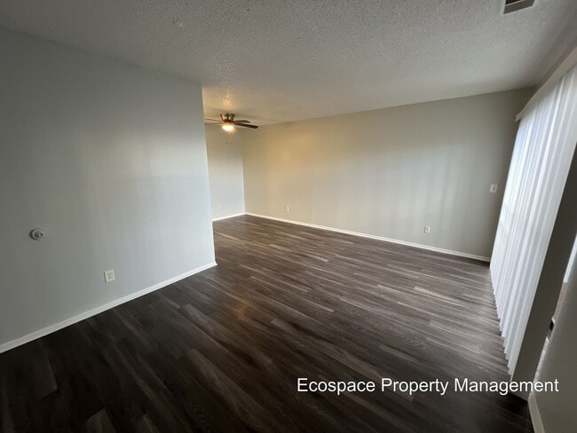 10742 E Exposition Ave in Aurora, CO - Building Photo - Building Photo