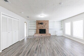 5401 7th St in Lubbock, TX - Building Photo - Building Photo