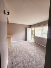 11222 Pangborn Ave in Downey, CA - Building Photo - Building Photo