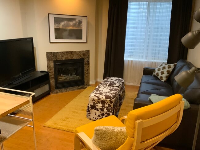 10549 E 28th Ave, Unit Furnished Garden level