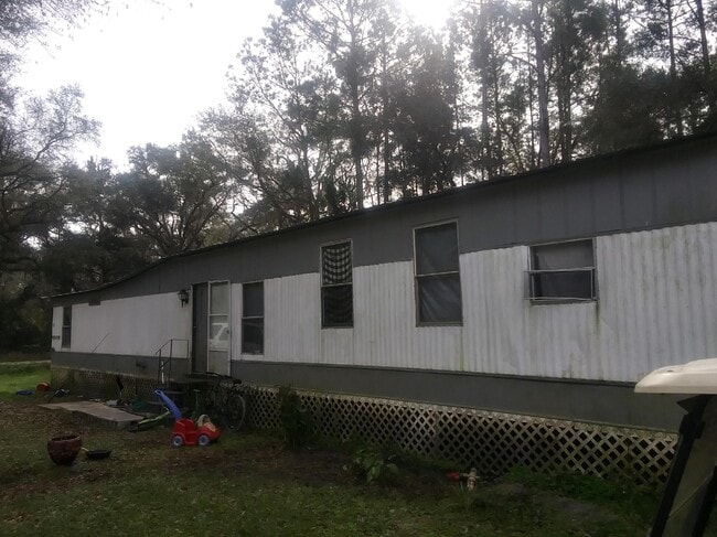 property at 128 SE 412th St