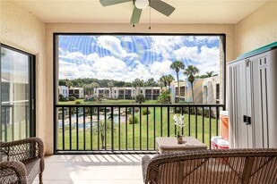 3320 Olympic Dr in Naples, FL - Building Photo