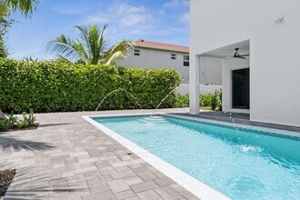 522 Lucky Ln in Delray Beach, FL - Building Photo - Building Photo