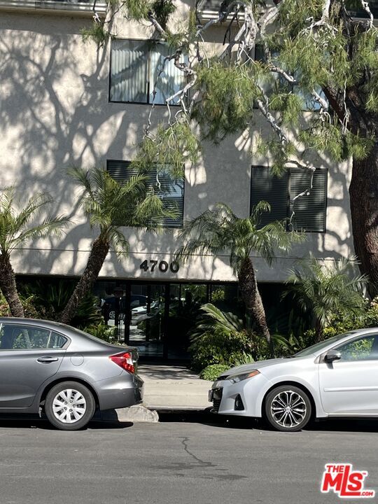 4700 Natick Ave in Los Angeles, CA - Building Photo - Building Photo
