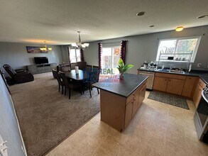 5528 Lewiston Ct in Denver, CO - Building Photo - Building Photo