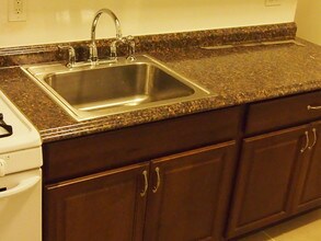 18 N 7th St, Unit 1 in Paterson, NJ - Building Photo - Building Photo
