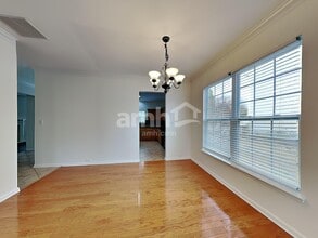 2005 Brook Valley Run in Monroe, NC - Foto de edificio - Building Photo