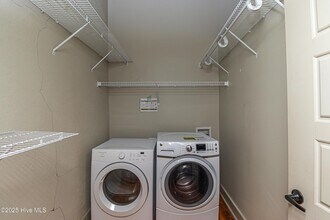 215 Nash St-Unit -E in Wilson, NC - Building Photo - Building Photo