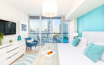 485 Brickell Ave in Miami, FL - Building Photo - Building Photo