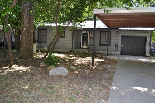 property at 919 Denton St