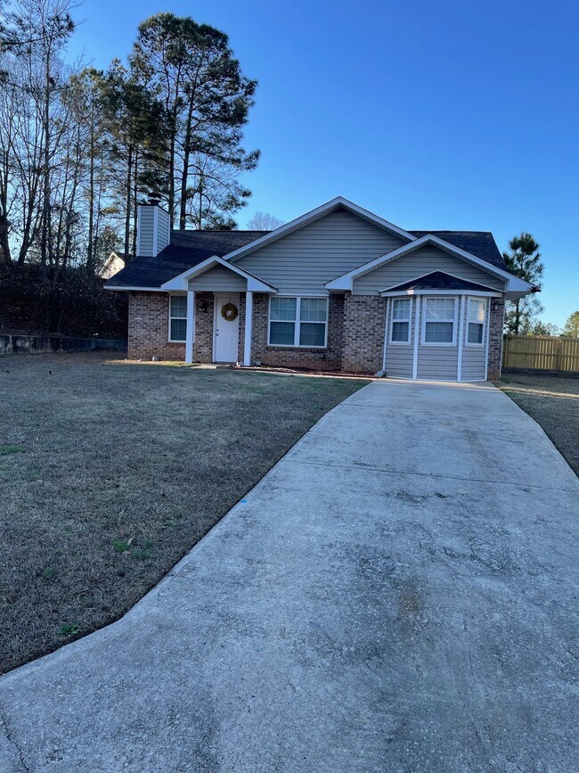 2817 Ridgecrest Dr in Hephzibah, GA - Building Photo - Building Photo