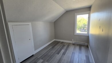 14 Lefurgey Ave in Moncton, NB - Building Photo - Building Photo