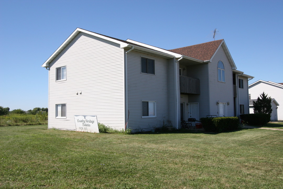 3147-3149 E 24th Rd in Marseilles, IL - Building Photo