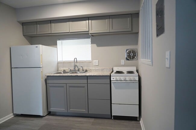 property at 3033 Clifton Ave