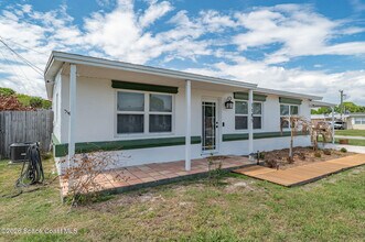 1185 King St in Merritt Island, FL - Foto de edificio - Building Photo