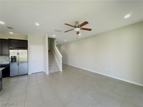 4094 Wilmont Place in Ft. Myers, FL - Building Photo - Building Photo
