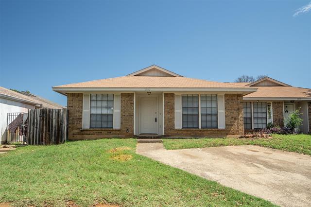 property at 2502 Windy Pine Ln