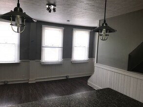 19 Kosciusko Way in Pittsburgh, PA - Building Photo - Building Photo